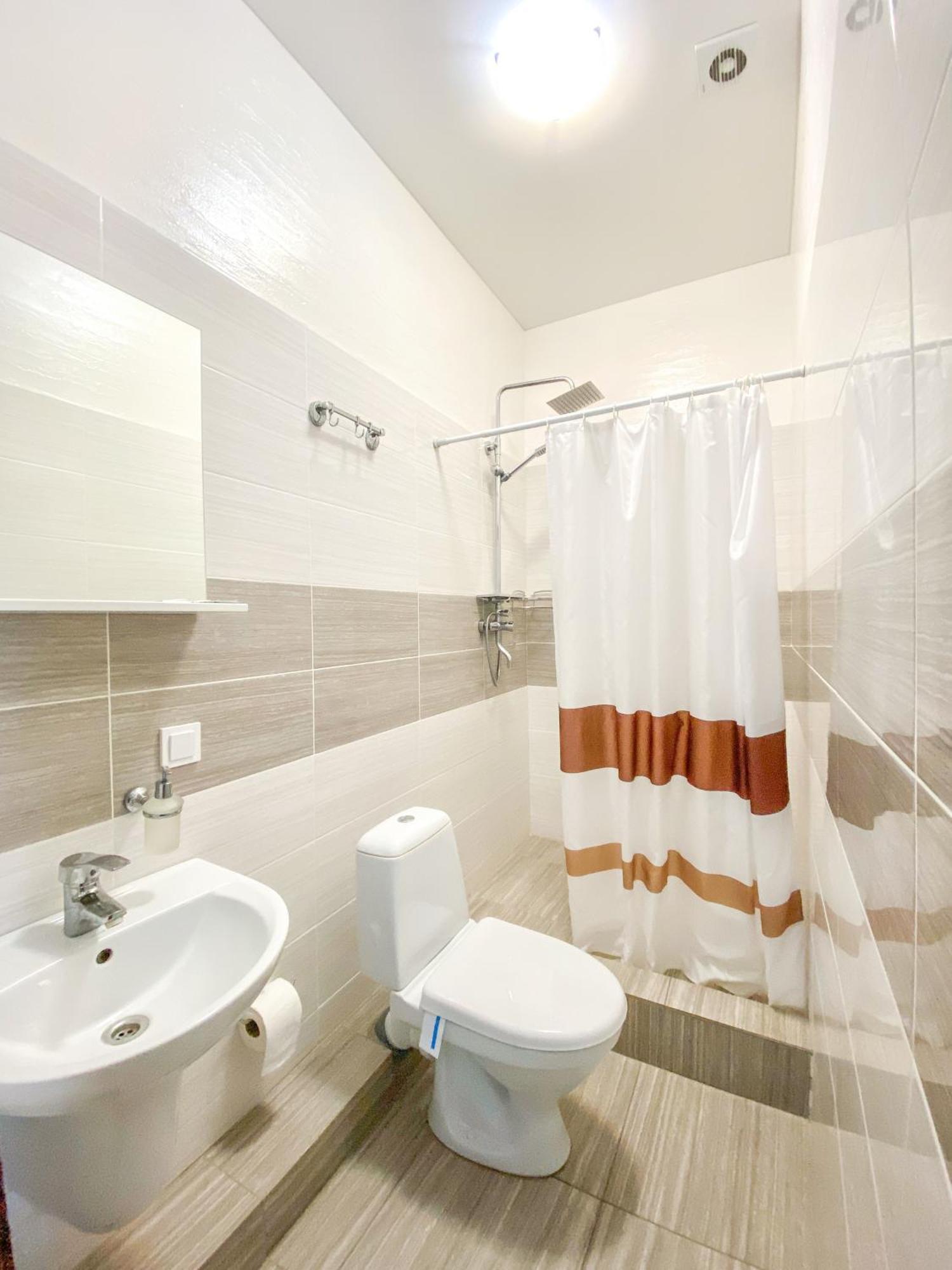 Hotel Shpinat à Odessa Extérieur photo