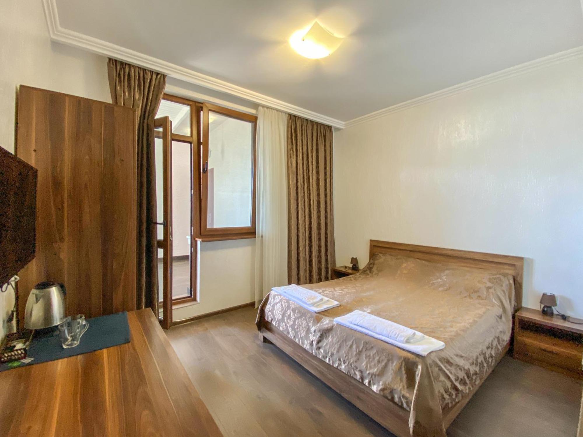 Hotel Shpinat à Odessa Extérieur photo